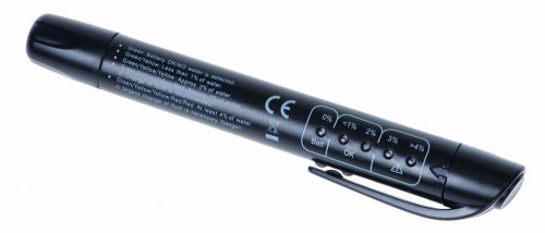 Quatros fékolaj teszter DOT3 / DOT4 / DOT5.1, QS70012